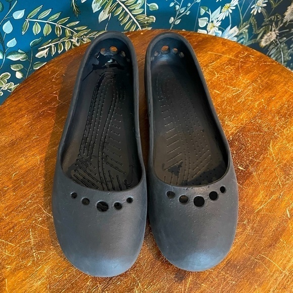 CROCS Shoes - CROCS at Work, Black Ballet Size 8​​​​​​​​​​​​​